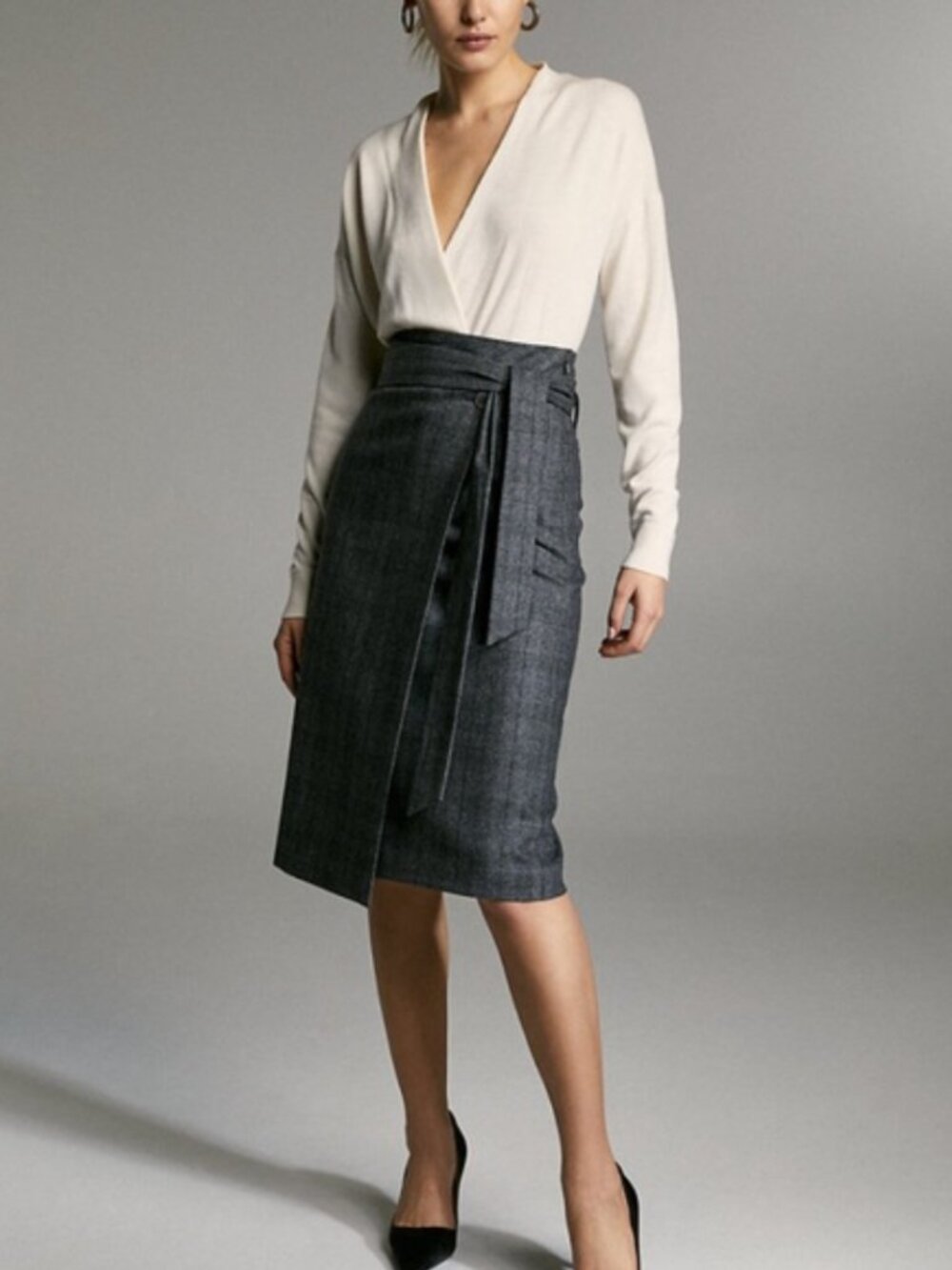 Aritzia Babaton Karl Skirt, Navy/White Windowpane - Size 0